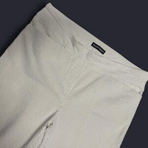 Hilary Radley Pull-On Ankle Pants Womens Size Large Color Off White Beige Casual